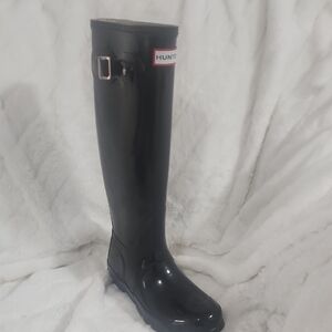 Hunter Black Gloss Tall Rain Boot with Buckle